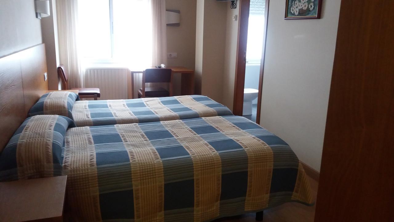 Pension Restaurante La Bombilla A Estrada Εξωτερικό φωτογραφία
